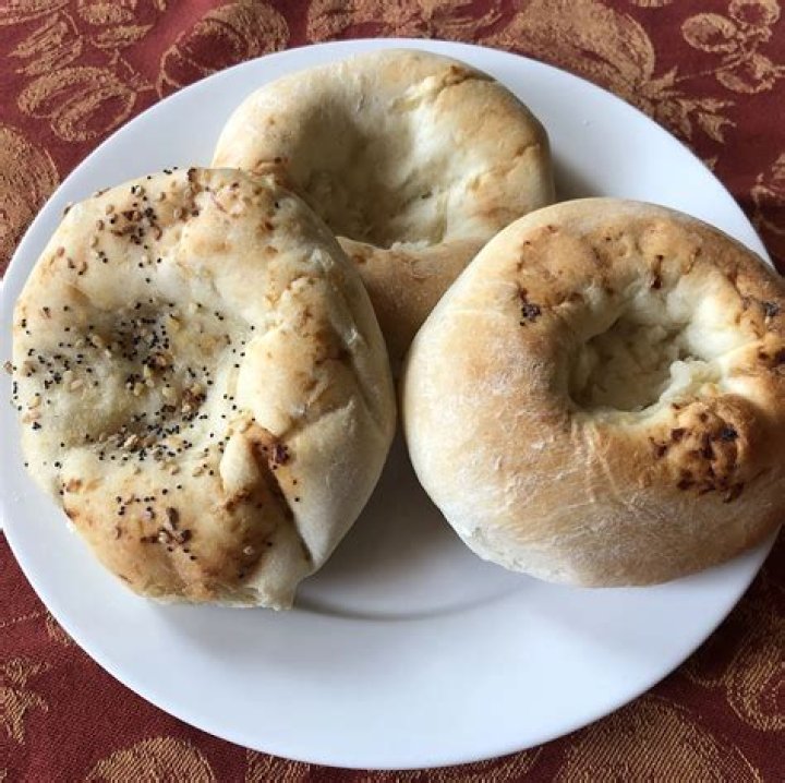 Are bialys healthier than bagels?