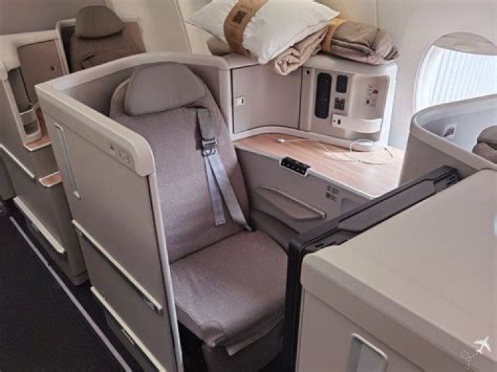 Can I choose my seats on Iberia?