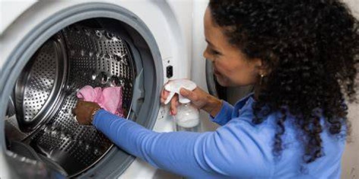 Can I wash my purse in the washing machine?