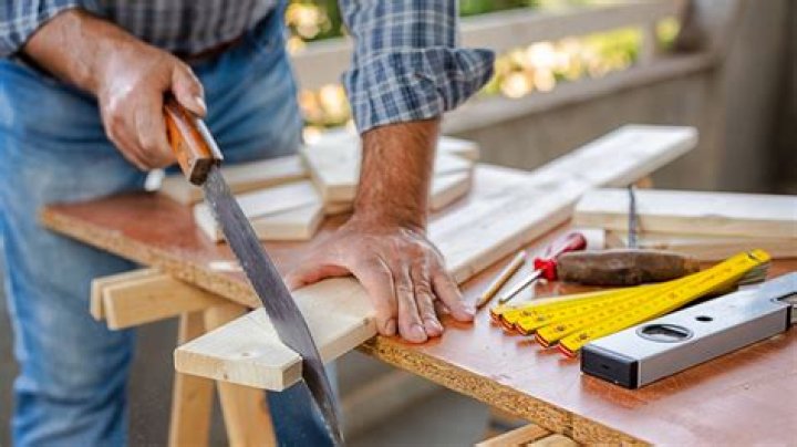 Can you cut Hardie board with a hand saw?