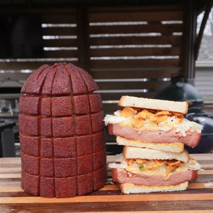 Can you freeze bologna sandwich?