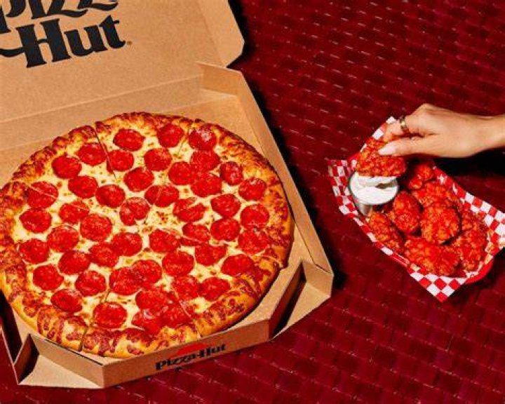 Can you pay with paypal at pizza hut?