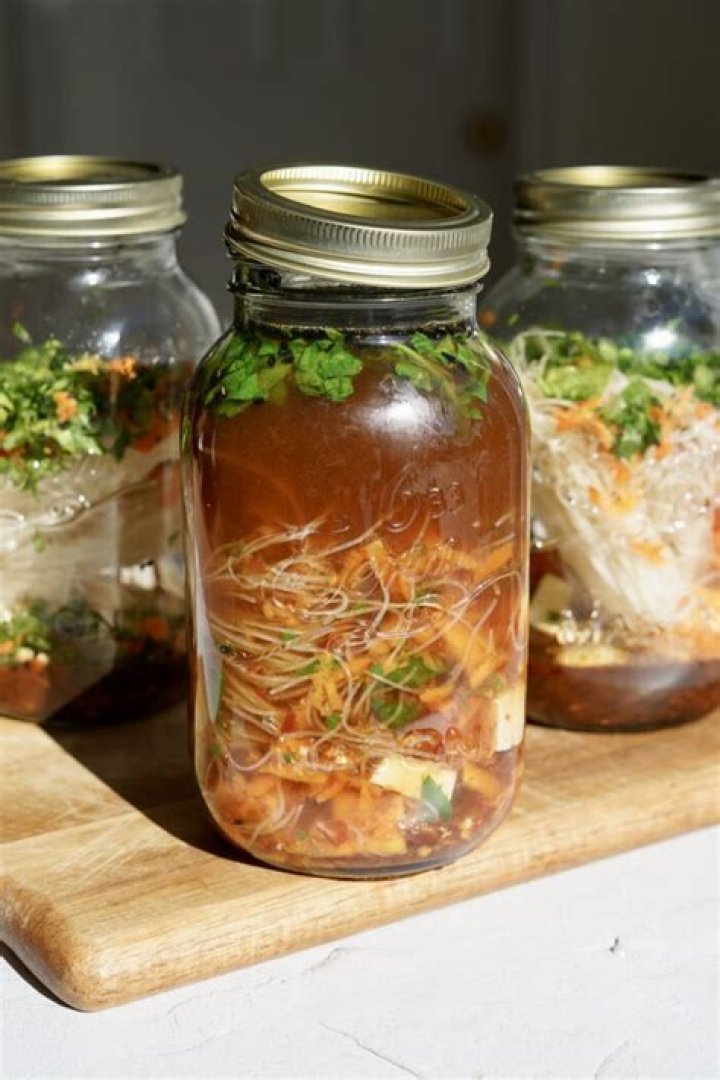 Can you preserve soup in Mason jars?