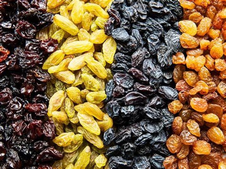 Can you substitute golden raisins for regular raisins?