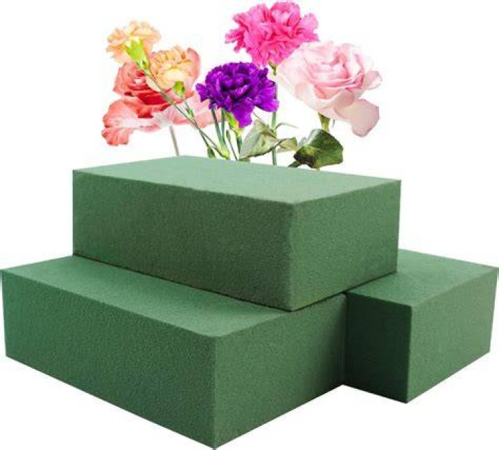 Can you use dry foam for fresh flowers?