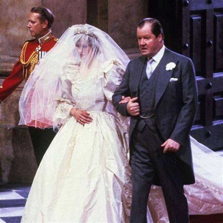 Did George Burns ever remarry?