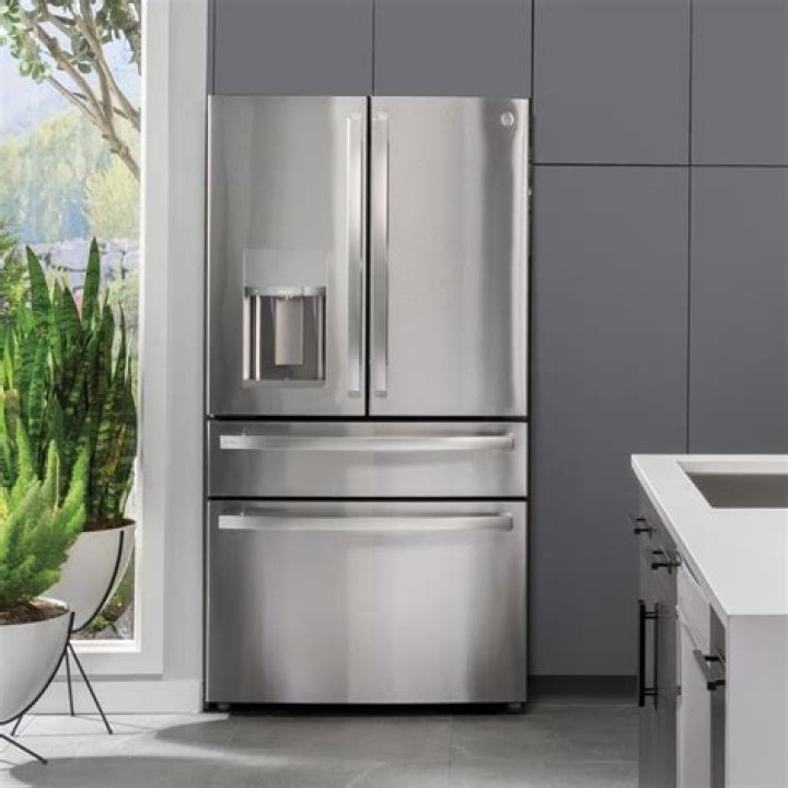 Do old refrigerators have asbestos?