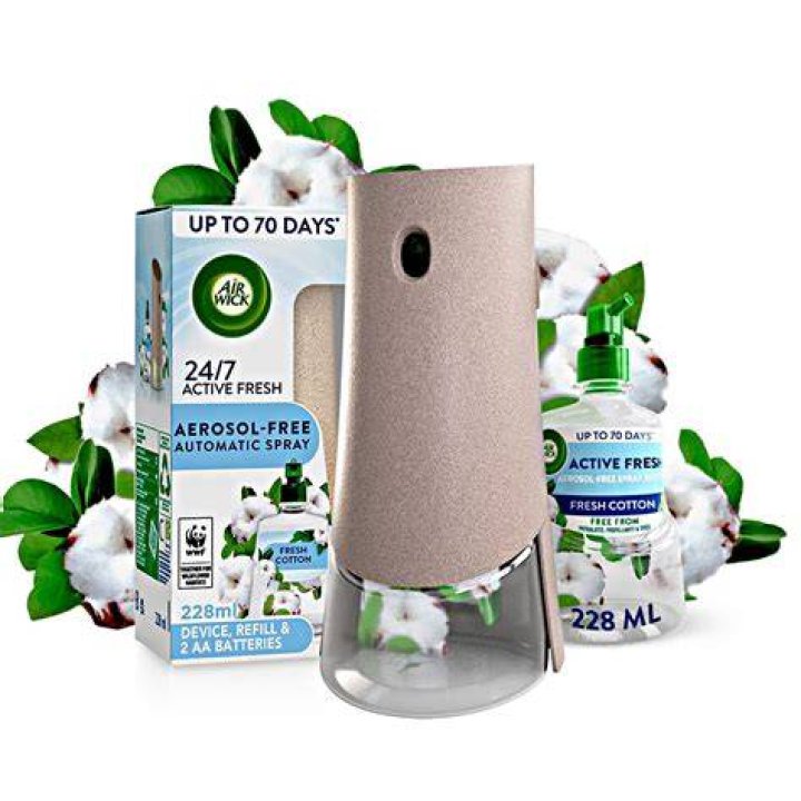 Does air freshener repel bugs?