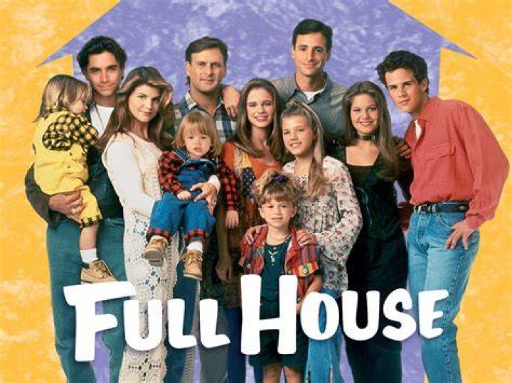 Does DJ get pregnant in Full House?