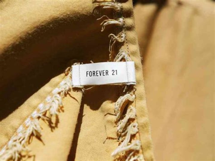 Does Forever 21 hire 14 year olds?