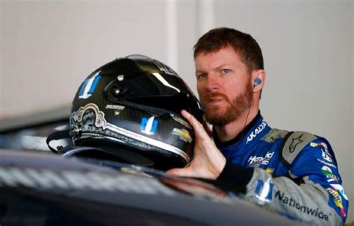 Has Dale Earnhardt Jr ever won a championship?
