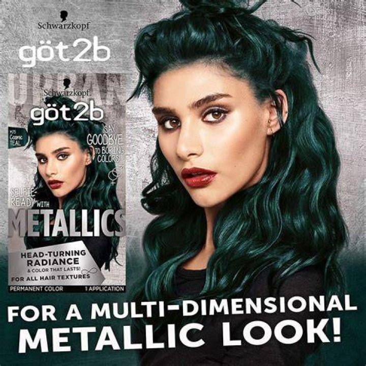 How do I remove Got2b metallic hair dye?