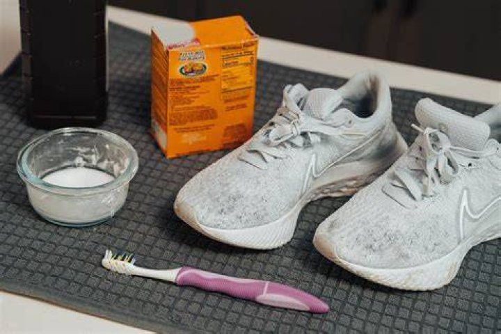 How do you clean Nike mesh?