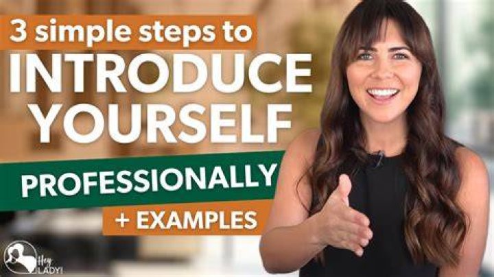 How do you introduce yourself as an interior designer?
