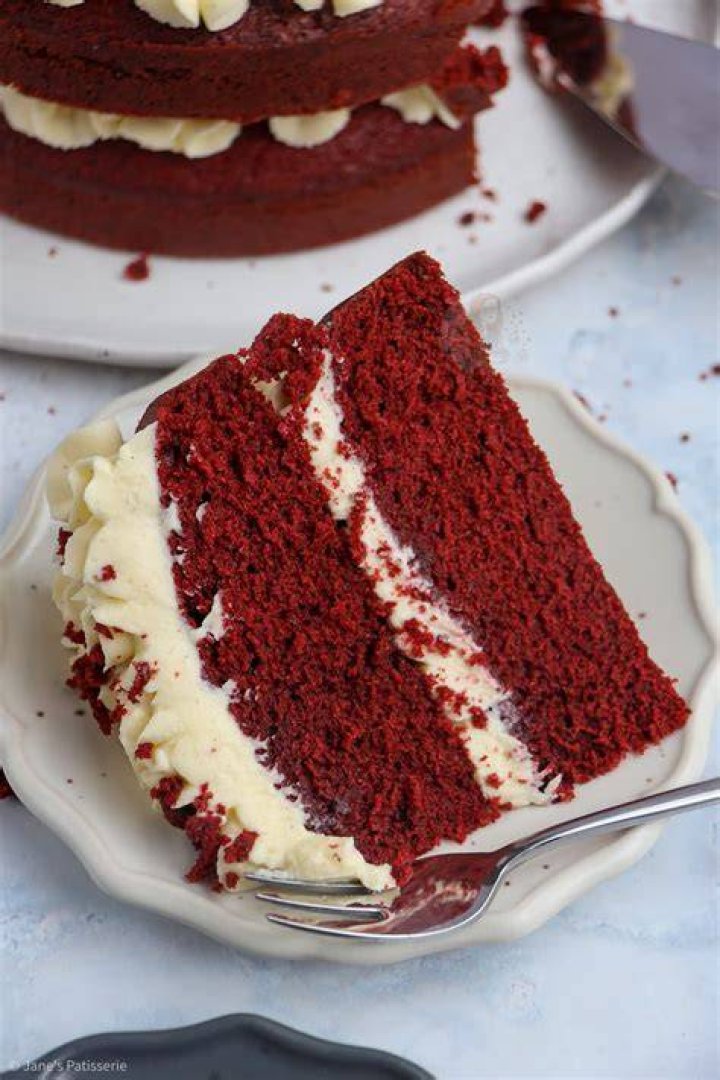 How do you make a red velvet cake taste better?