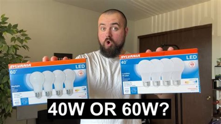 How hot does a 60w light bulb get?