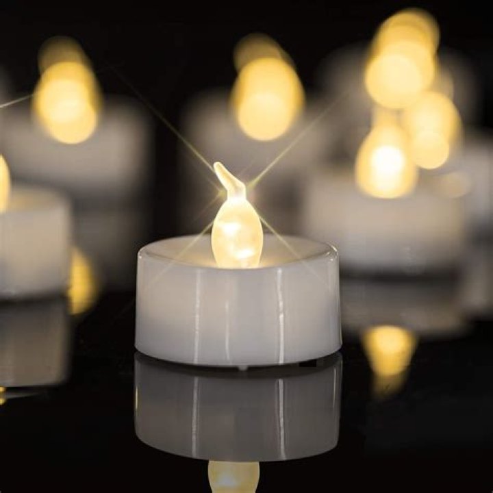 How long does a tea light candle burn for?