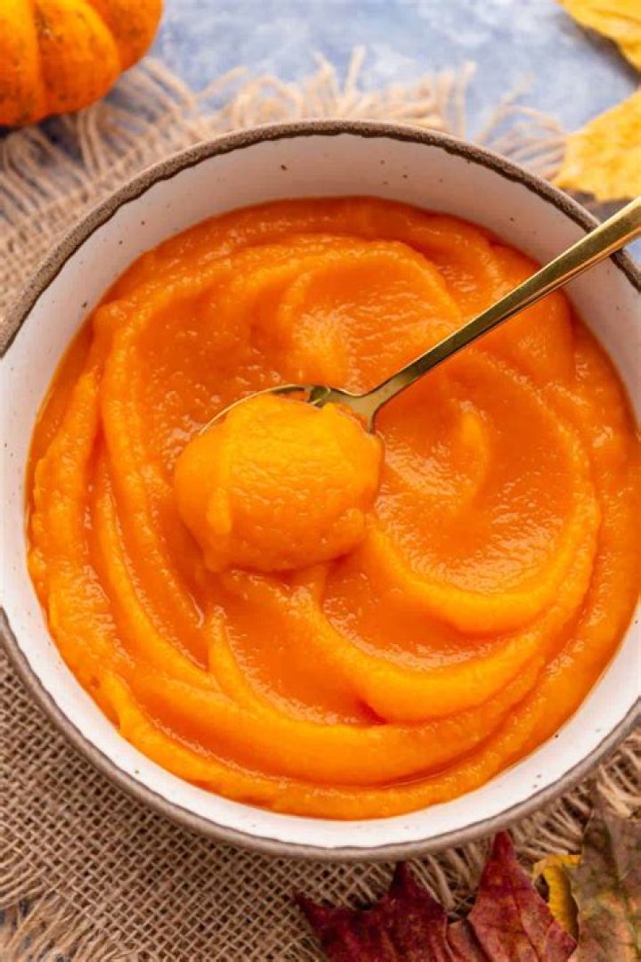 How long is fresh pumpkin puree good for in the fridge?