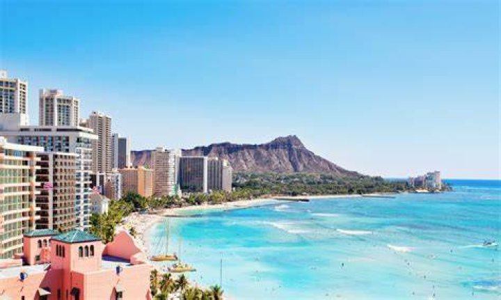 How long is the flight from philadelphia to hawaii?