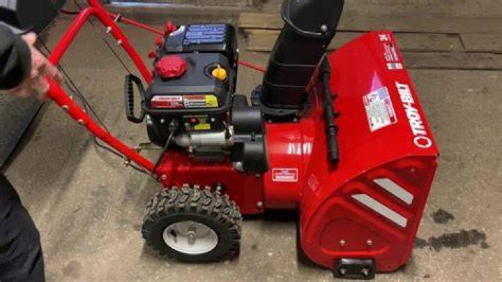 How long should a snowblower last?
