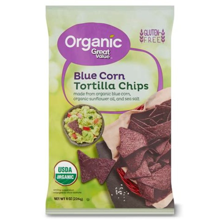 How many carbs are in blue corn chips?