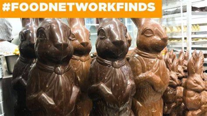 How many chocolate Easter bunnies are made each year?