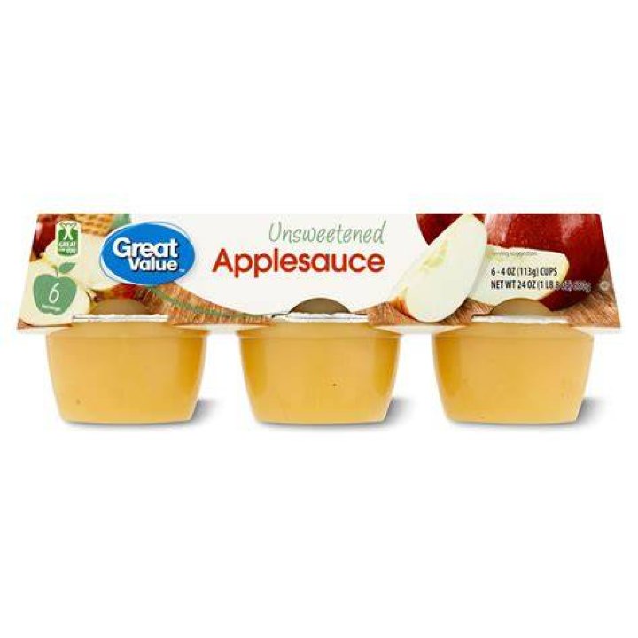 How many cups are in a can of applesauce?
