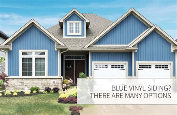 How many pieces of vinyl siding are in a box?