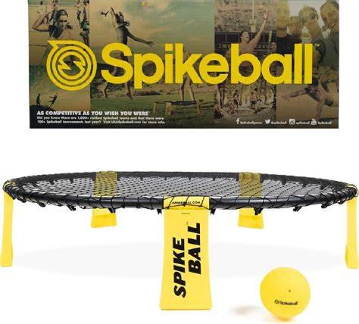 How much air should be in a Spikeball?