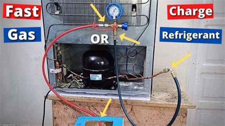 How much gas does a Dometic fridge use?