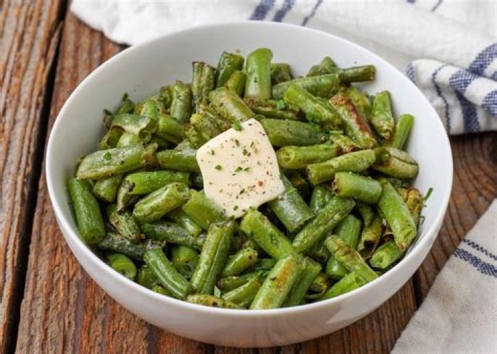How much is 4 cups cut green beans?