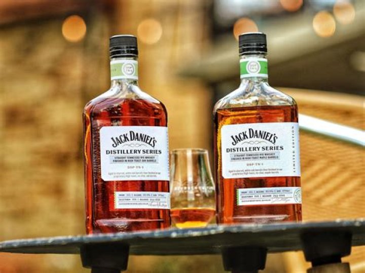 How much sugar is in a shot of Jack Daniels?