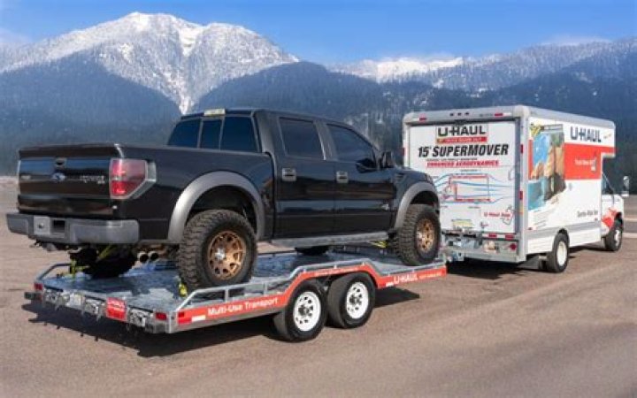 How much weight can you haul in a Honda Odyssey?