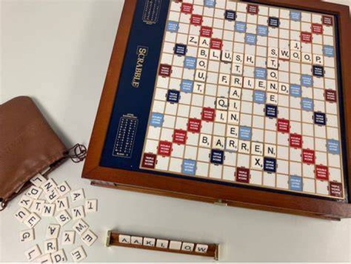 Is Bruin a valid Scrabble word?