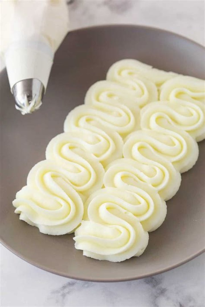 Is Cream Cheese Frosting stable at room temp?