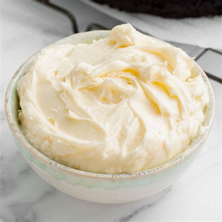 Is cream cheese healthier than mayo?