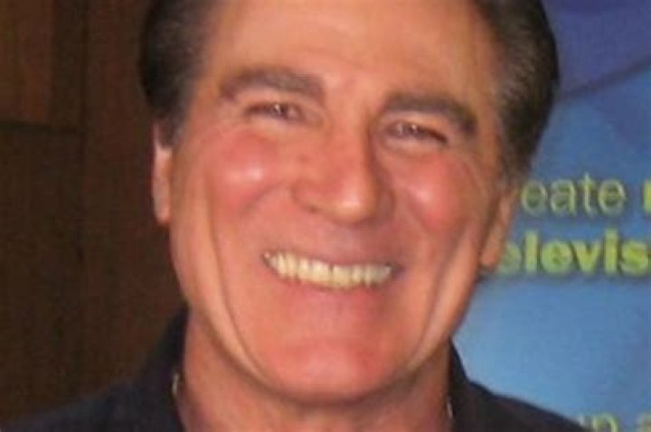 Is Vince Papale still married to Janet?