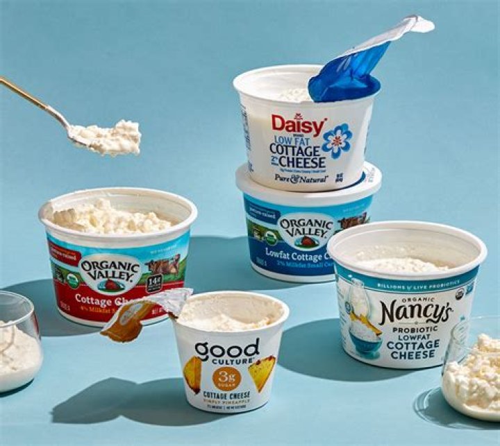 What brand of cottage cheese has probiotics?