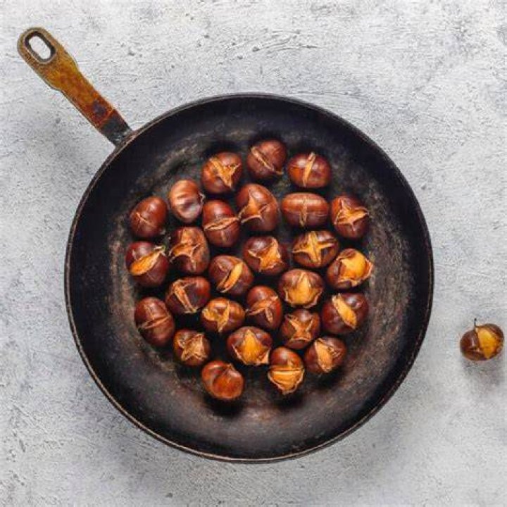 What does a chestnut taste like