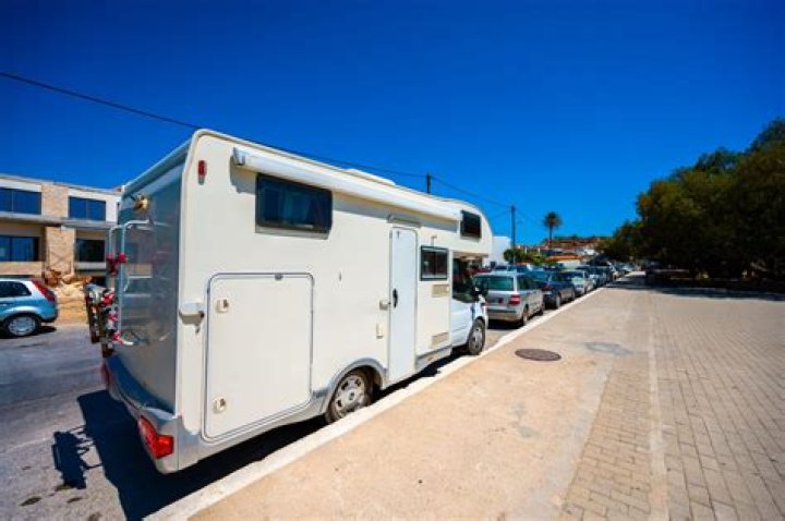 What is a mobile home axle rated for?