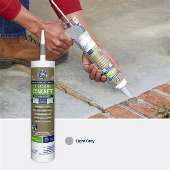 What is the best glue to repair vinyl fencing?