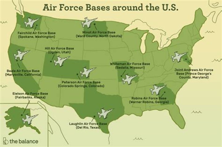 What military bases are in Wisconsin?