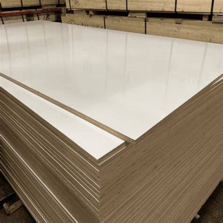 What size does construction paper come in?