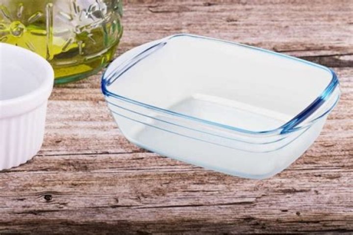 What size is a 1 quart baking dish?