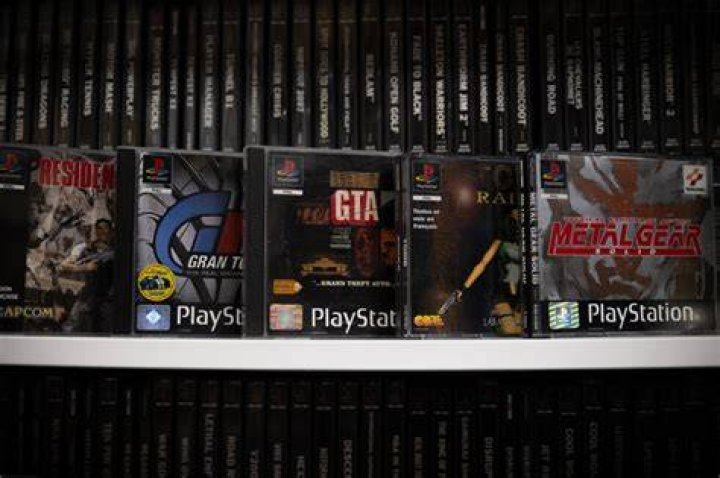 What was the first console to use CDS?