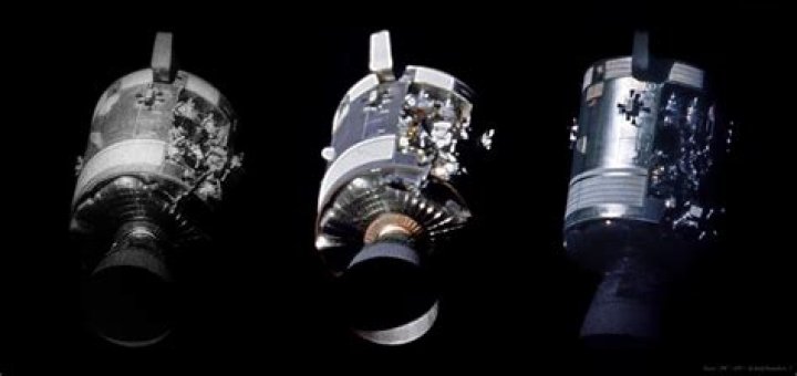Where is Apollo 13 service module now?