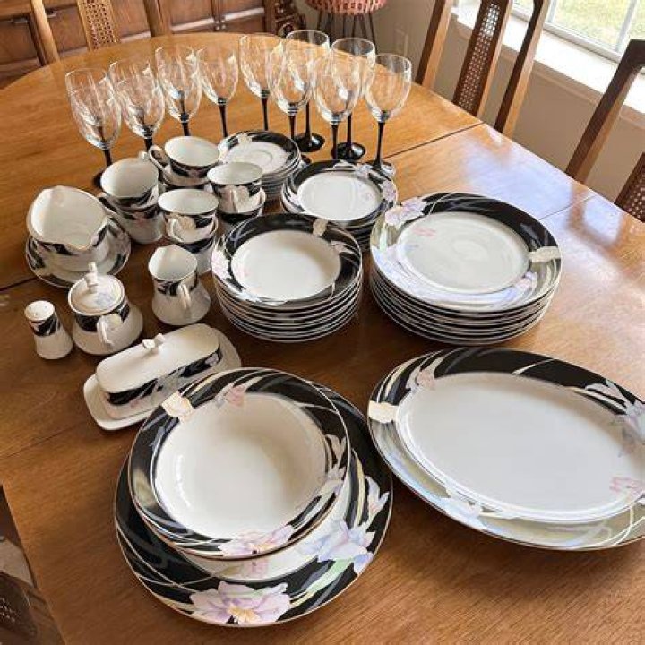 Where is Mikasa china made?