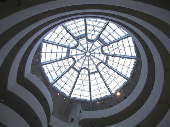 Where is modern architecture most commonly used?