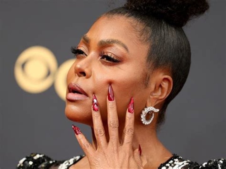Which celebrities bite their nails?