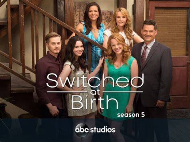 Who gets pregnant in Switched at Birth?